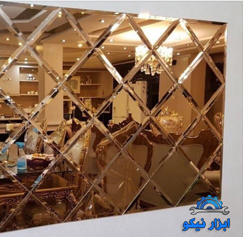 آینه تزیینی